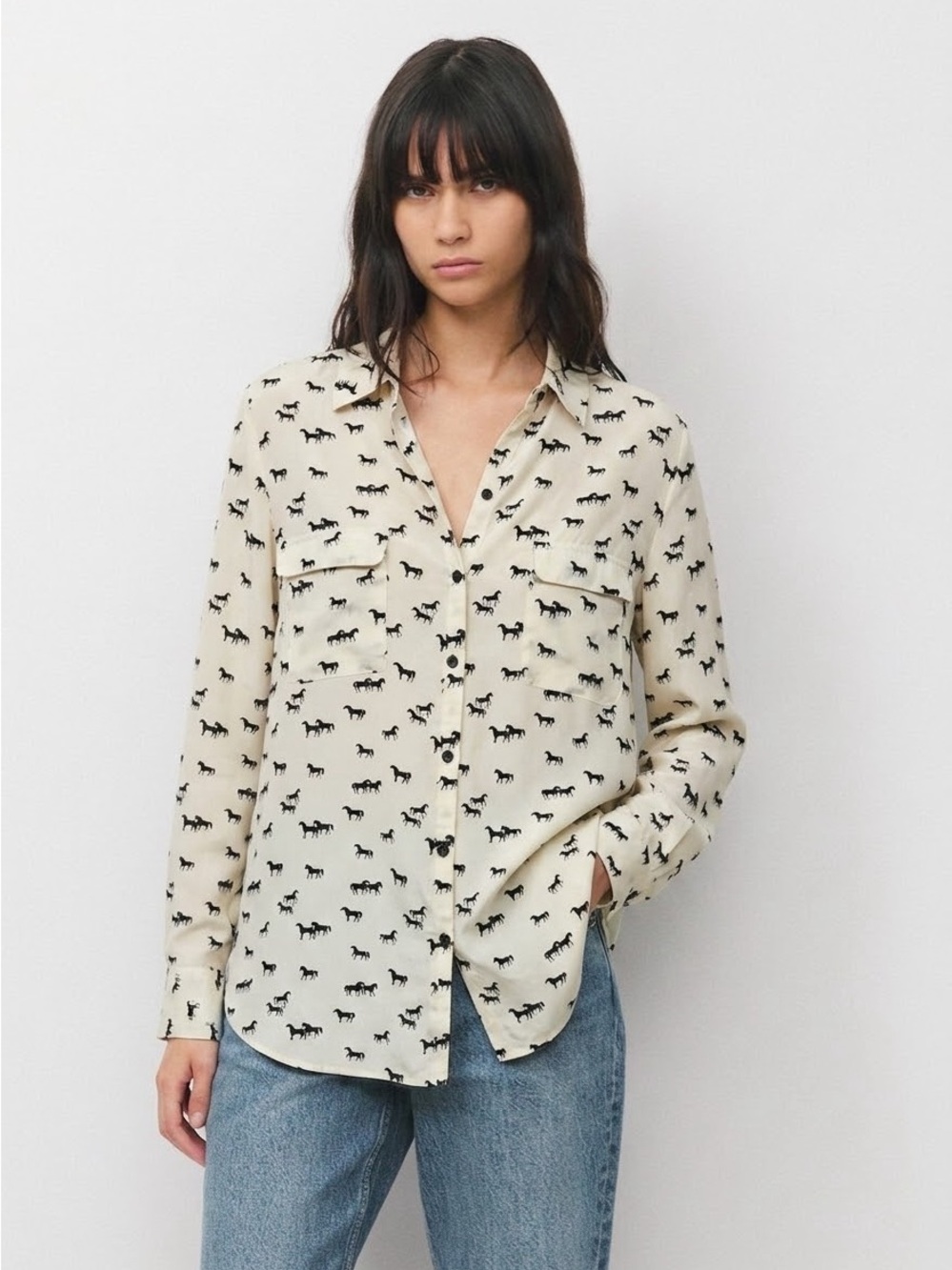 ALFRED SUNG Women's Silky Wild Horses Print Long Sleeve Blouse - Cream, Large